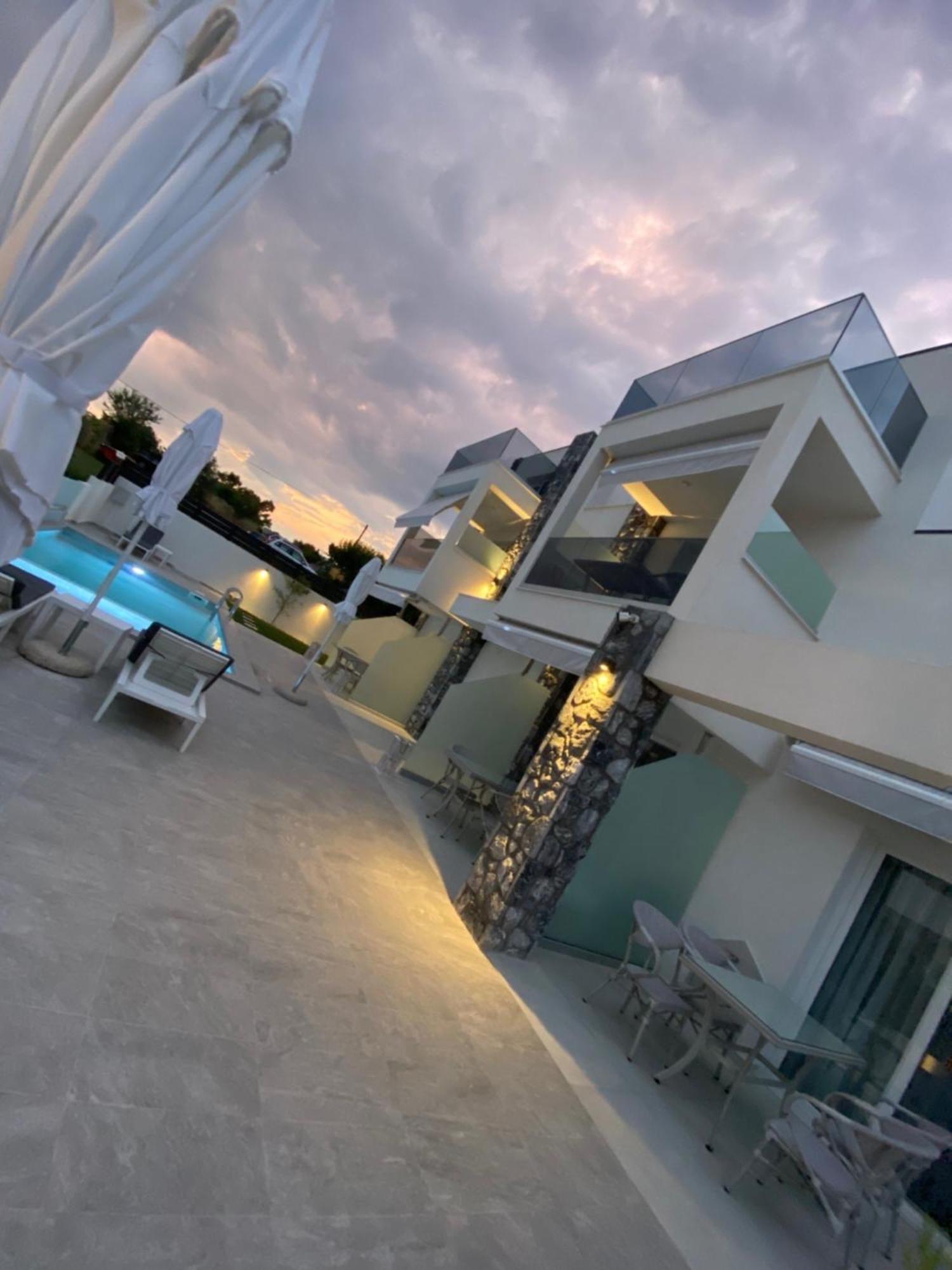 Ferienwohnung Interni Luxury Living Nikiti  Exterior foto