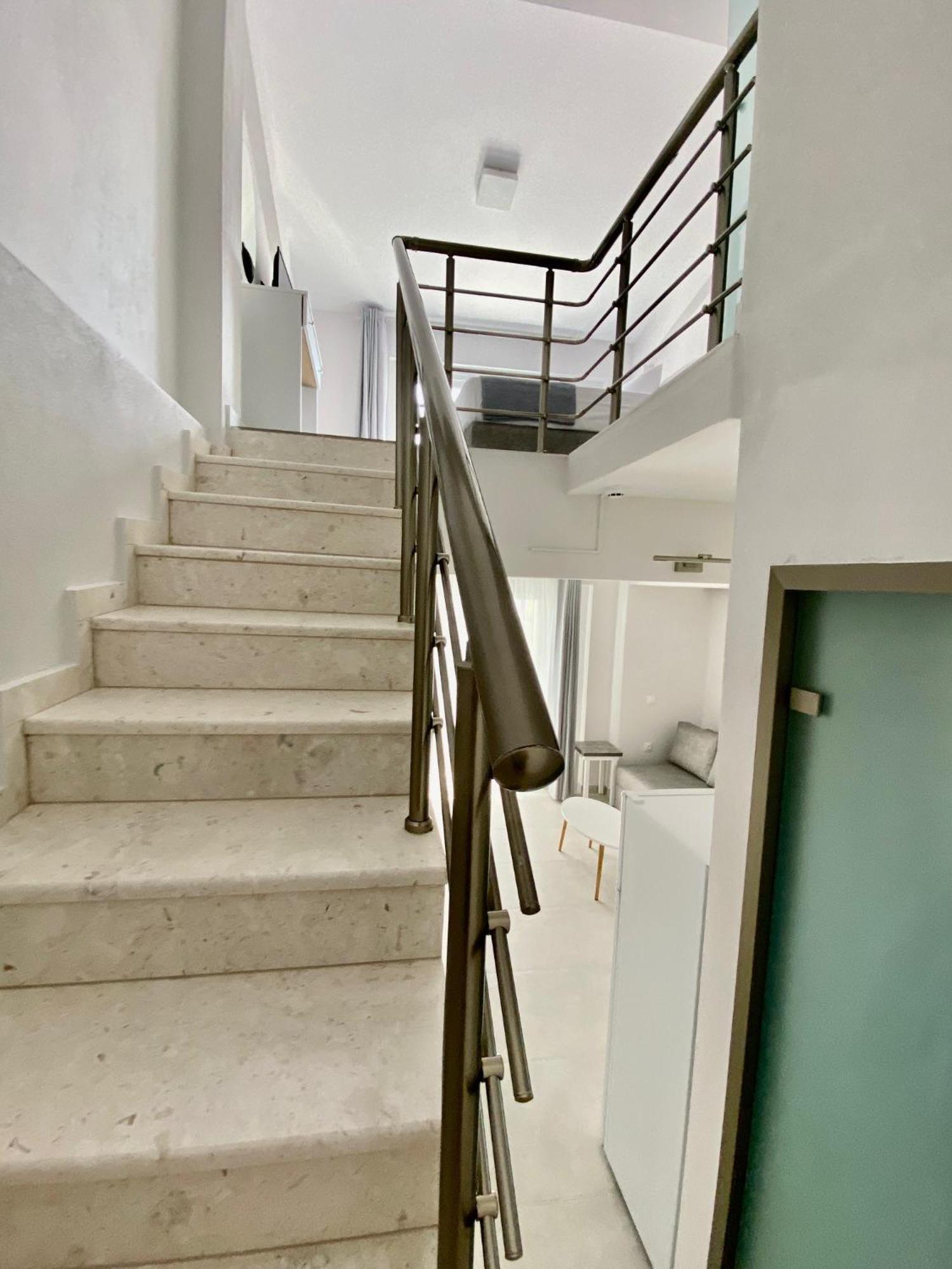 Ferienwohnung Interni Luxury Living Nikiti  Exterior foto