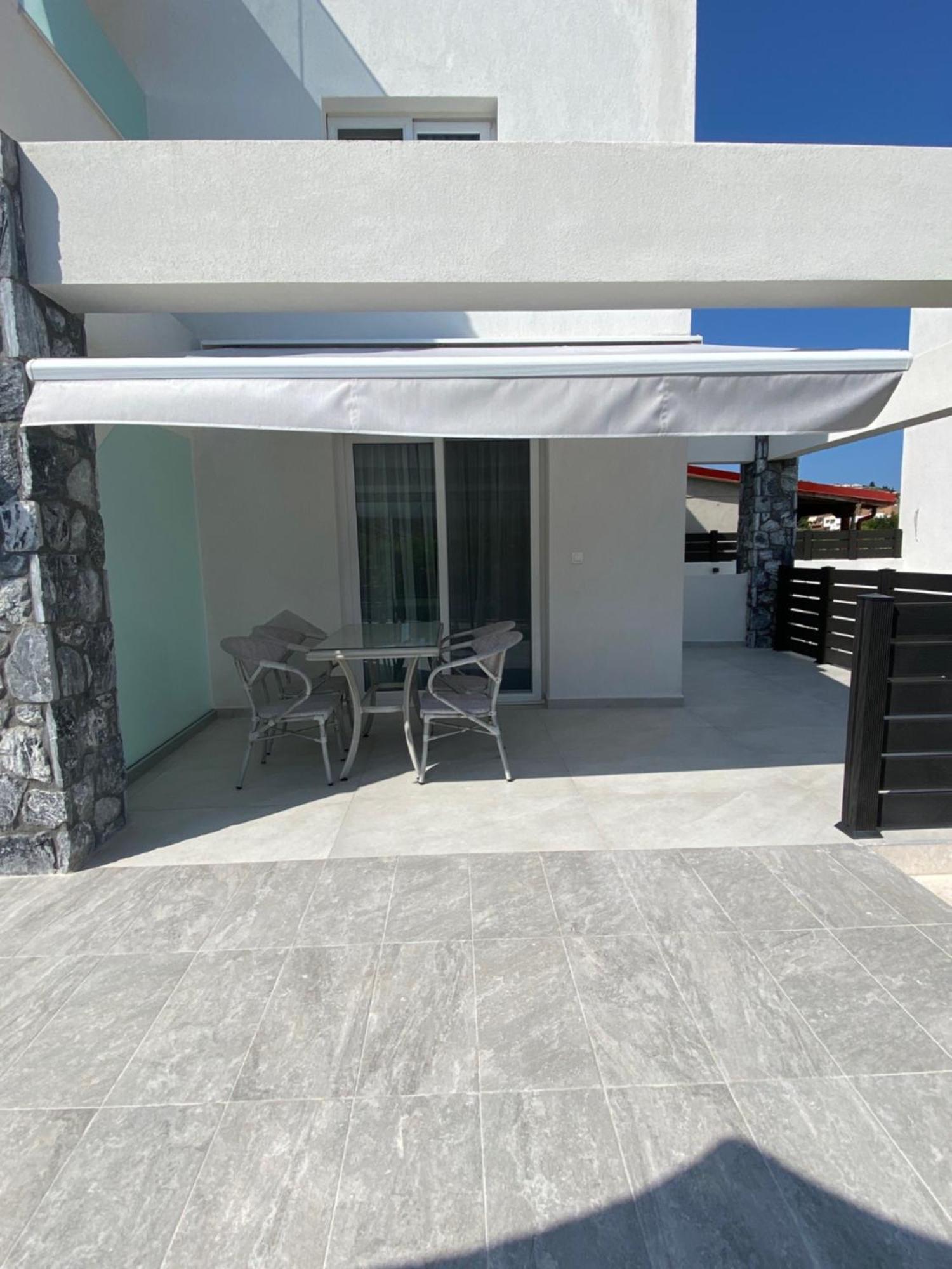 Ferienwohnung Interni Luxury Living Nikiti  Exterior foto